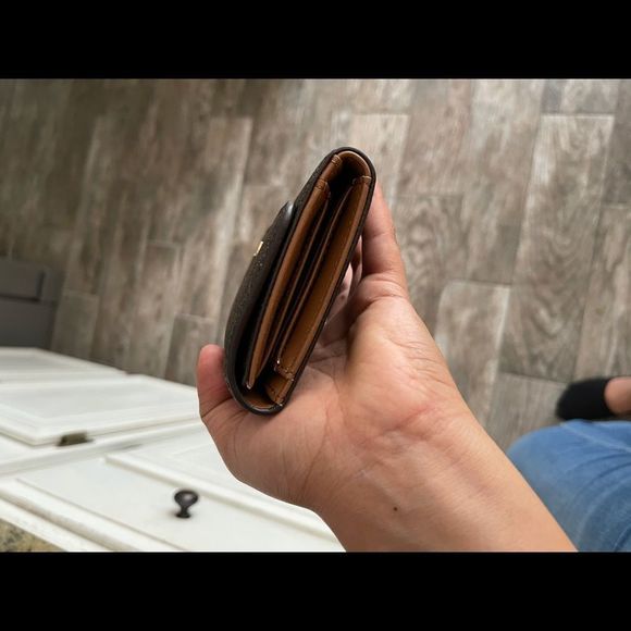 New mk large trifold wallet ❤️ - Picture 9 of 15